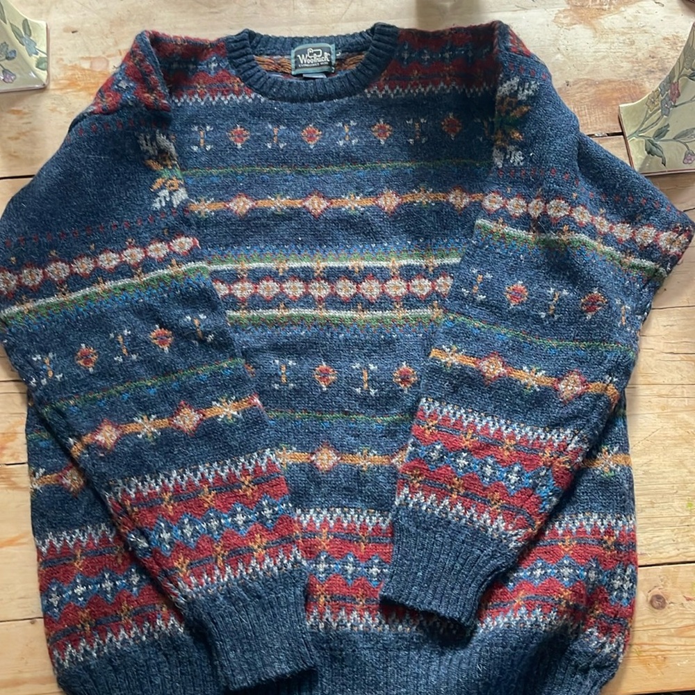 Beautiful wool men’s grandfather sweater by Woolrich size Large